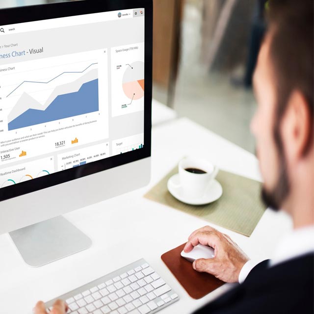  Análisis de datos y retroalimentación